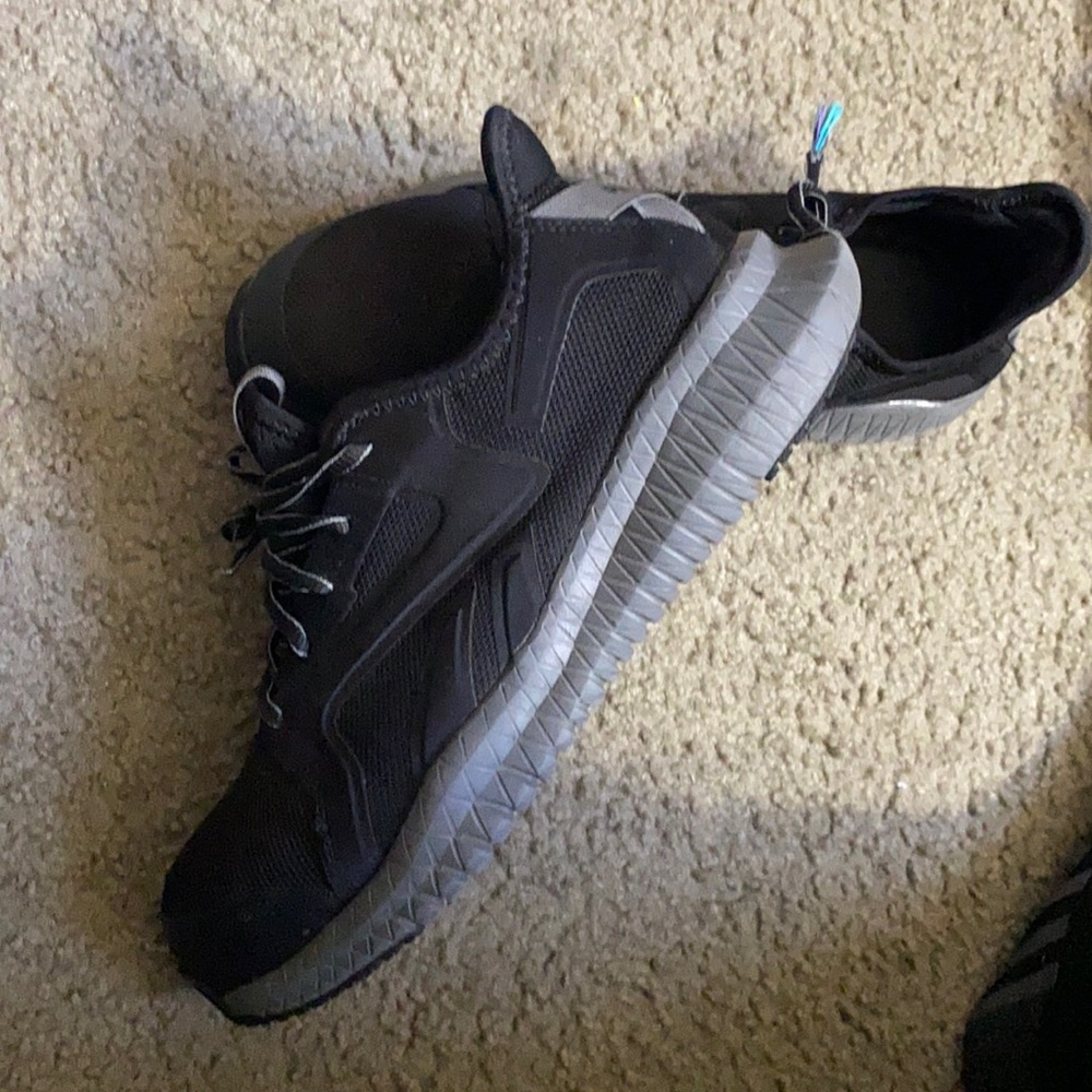 Work shoes